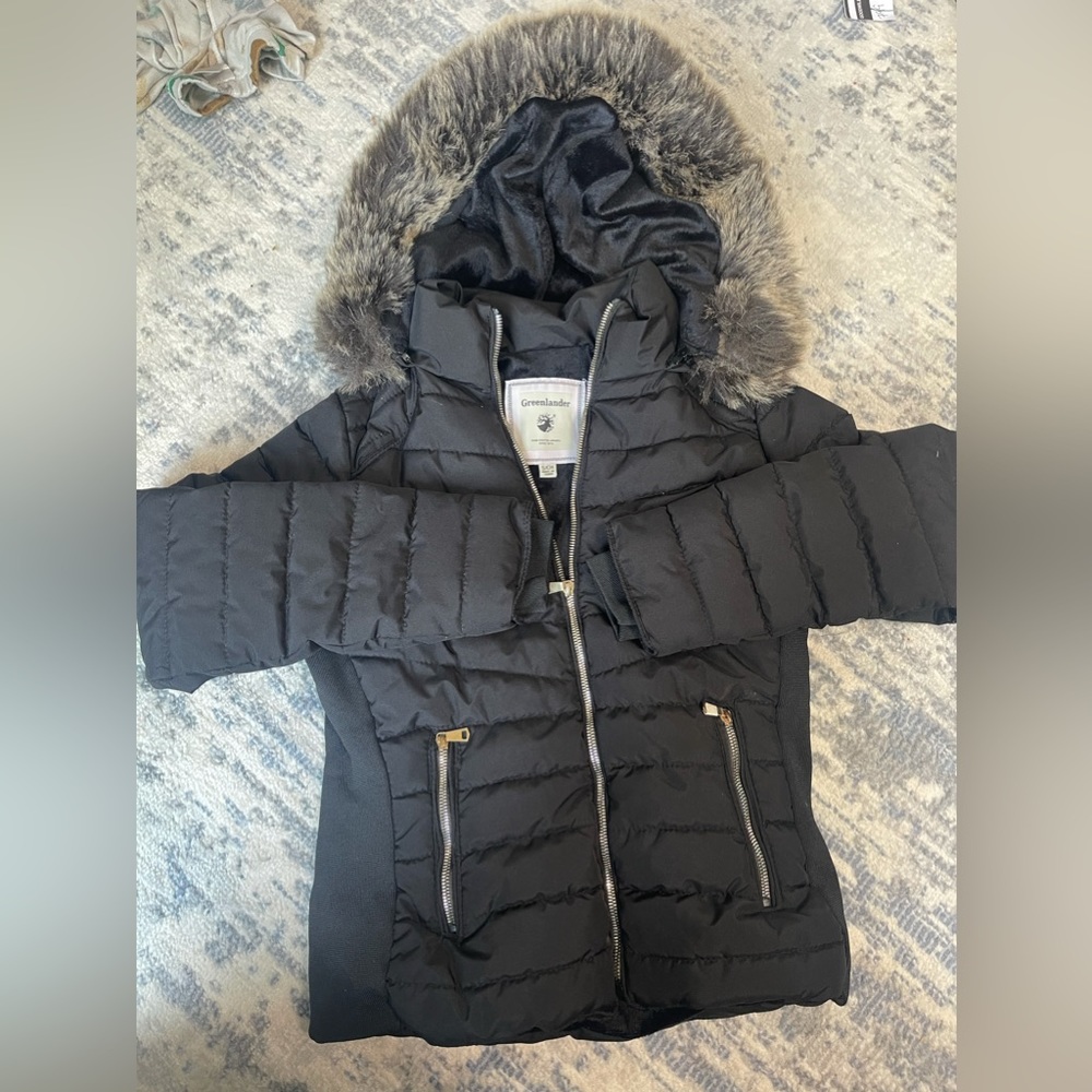 Greenlander small woman’s puff jacket with furry hood